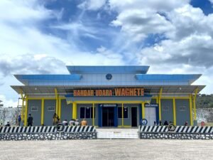 Gerbang Utama Via Udara Melalui Bandara Waghete