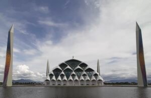 Kawasan dan Masjid Raya Al Jabbar Kembali Dibuka 1 Ramadan 1444 Hijriah
