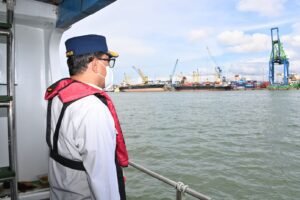 Menhub Tinjau Makassar New Port, Ditargetkan Rampung Pertengahan Tahun Ini