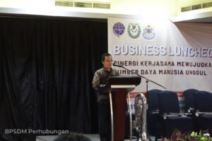 Poltektrans SDP Palembang Gelar Business Luncheon dengan Stakeholder Transportasi