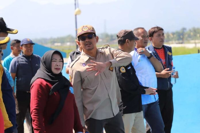 FOTO 29 Mei_Wagub Garut Ajak Masyarakat ikut bersihkan Situ Bagendit