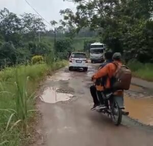 Return Fee dan Jalan Rusak di Lampung