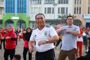 Pj Gubernur Banten Ajak Masyarakat Terapkan Pola Hidup Sehat