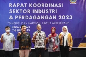 Jateng Dorong Sektor Industri dan Perdagangan Strategis Atasi Berbagai Persoalan