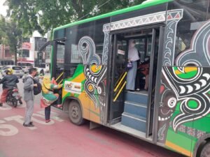 Evaluasi Program Transportasi Umum Skema Buy The Service