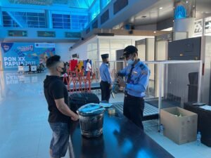 Pelayanan Jasa Kebandarudaraan sebagai Pemenuhan Aspek Pelayanan Jasa Kebandarudaraan