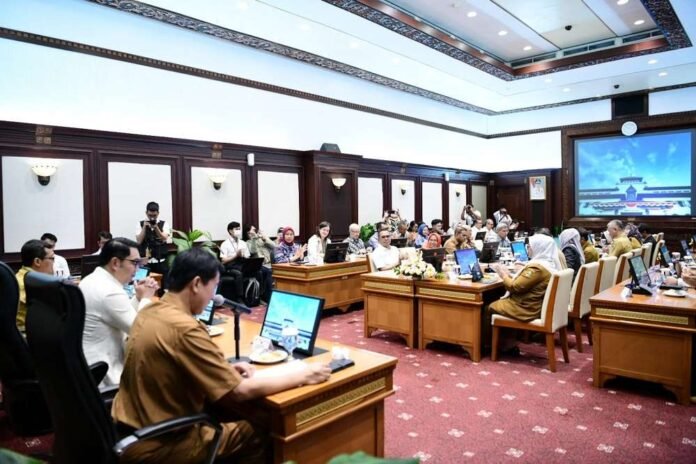 FOTO 5 Juli_Menajemen Keuangan Pemdaprov Jabar Jadi Percontohan Nasional