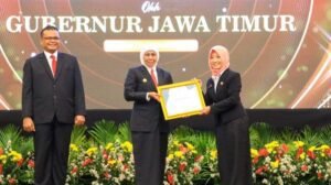 BPSDM Jatim Terima Penghargaan LAN Sebagai Lembaga Diklat Terbaik Nasional