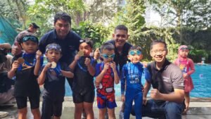Lomba Renang Jadi Ajang Mercure Surabaya Grand Mirama Sambut Haornas