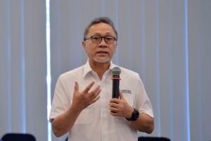 Mendag Zulhas Janji Respons Cepat Keluhan Industri dan Petani Tembakau