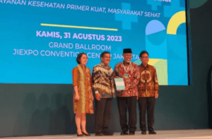 Gubernur Sumbar Terima Kepmenkes Saat Launching ILP