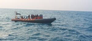 Kerahkan Kapal Patroli KPLP untuk Cari Korban Tenggelamnya KM Dewi Noor 1 di Perairan Kepulauan Seribu