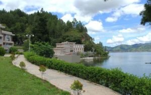 Menikmati Sensasi View Danau nan Indah di Grand Renggali Hotel Takengon