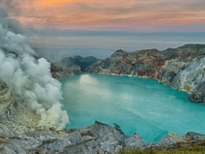 Kawah Ijen, Destinasi Wisata Unggulan Jatim Dikukuhkan sebagai Unesco Global Geopark