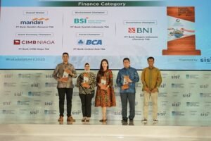 BSI Raih Peringkat 3 ESG Rating Global Islamic Bank