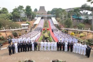 Lantik 996 Perwira Transportasi Laut untuk Wujudkan Indonesia Sebagai Negara Maju