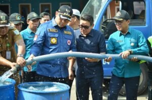 Kekeringan Melanda Kota Jambi, Pemkot Salurkan Air Bersih