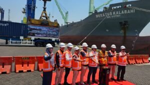 Tingkatkan Layanan Distribusi Bapokting dengan Trayek Tol Laut Hub-Spoke Cluster NTT