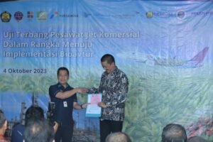 Kementerian ESDM dan Kemenhub Uji Terbang Bahan Bakar Campuran Bioavtur di Pesawat Jet Komersial