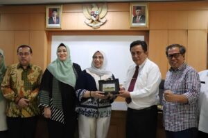 Pemkab Bekasi dan Komisi IX DPR Bahas Pengawasan Efektivitas Upah Minimum Regional