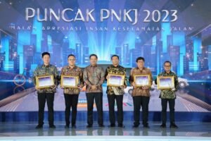 Puncak PNKJ 2023 dengan Ditjen Hubdat Beri Apresiasi Insan Keselamatan Jalan