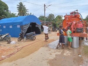 Banjir Belum Surut Aceh Selatan dan 251 Warga Bertahan di Pos Pengungsian