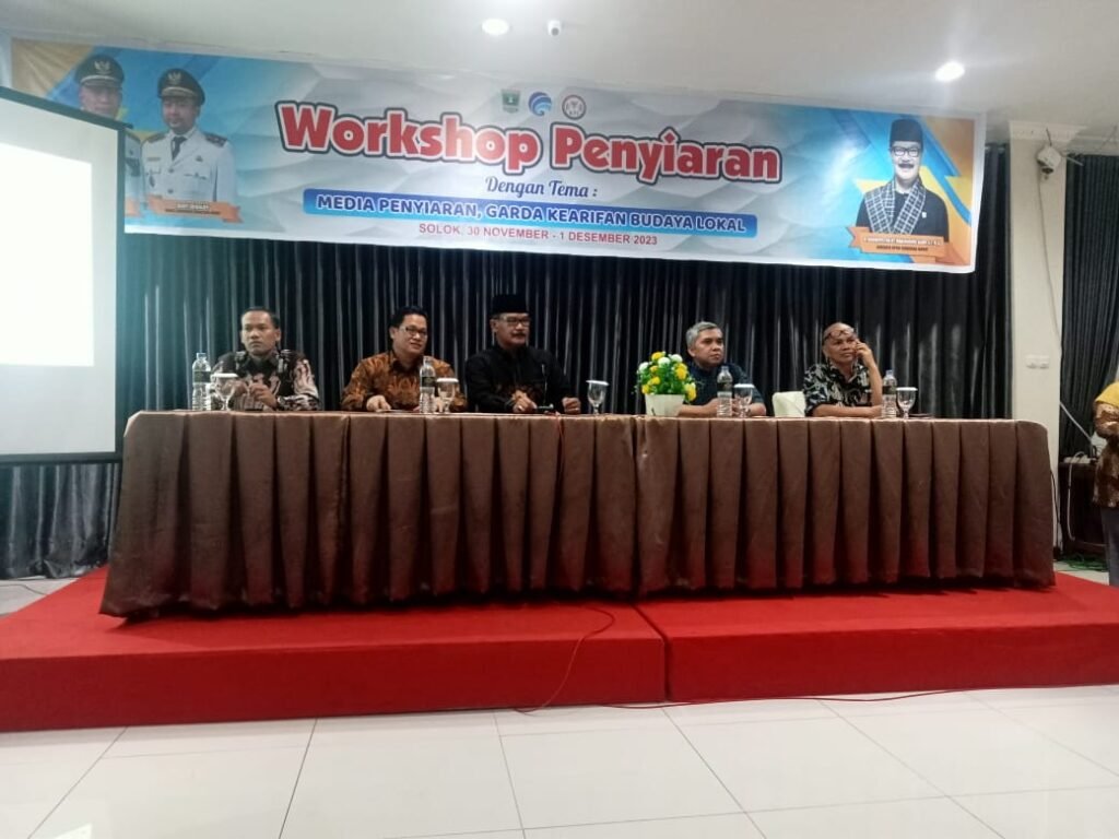 Diskominfotik Sumbar Bahas Penyiaran untuk Tingkatkan Kompetensi SDM Media dan Konten Kreator