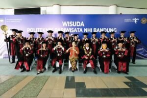 Poltekpar NHI Bandung Luluskan 618 Wisudawan Berkualitas