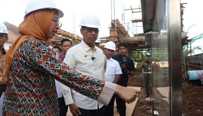 Penjabat Gubernur DKI Jakarta Tinjau Pembangunan Rumah Pompa Kemang