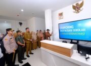 Resmikan Kantor Baru Disdik Gowa dengan Harapan Kualitas Pendidikan Semakin Maju