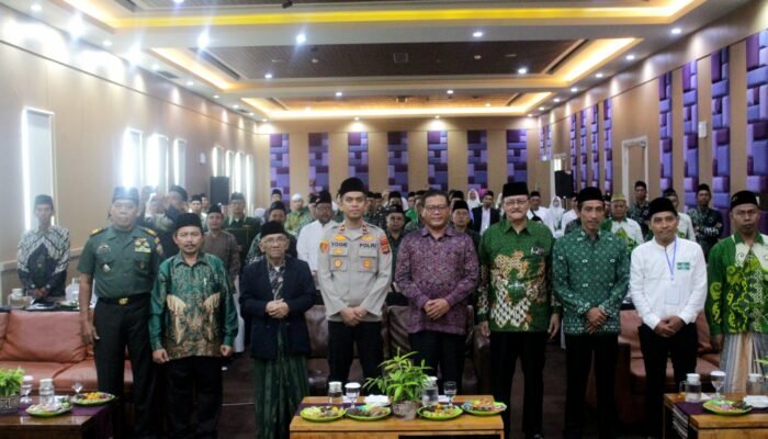 Sekda Alit Wiradana Buka Konfercab VII PCNU Kota Denpasar