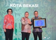Hadiah Terbaik untuk HUT Kota Bekasi dengan Penjabat Wali Kota Dapat Penghargaan Lagi