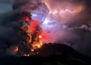 Ada Update AirNav Indonesia untuk Dampak Erupsi Gunung Ruang Terhadap Penerbangan