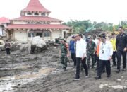 Kunjungan Presiden dan Ibu Negara Tinjau Area Terdampak Longsor dan Banjir Bandang di Agam