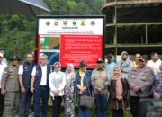 Plang Peringatan Penertiban Pemanfaatan Ruang Lembah Anai Dipasang Tim Gabungan