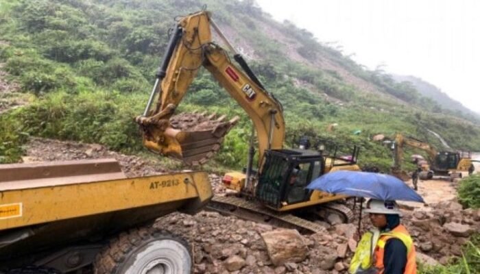 Longsor Akibatkan Tujuh Warga Mimika Meninggal Dunia