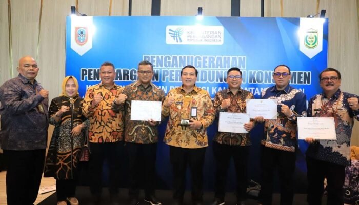 Pemkab Bogor Raih Penghargaan Perlindungan Konsumen dari Kemendag