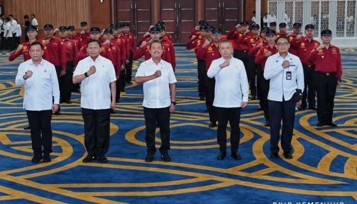 Pelantikan 30 Orang Pelaksana Pengukuran Kapal Penangkap Ikan di Lingkungan KKP oleh Menhub