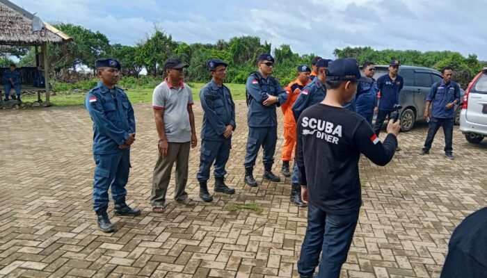 Ada 19 Awak Kapal MV Felya yang Terdampar di Ujung Kulon Diselamatkan KPLP Kemenhub