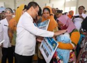 Pemprov Jateng Beri Berbagai Bantuan Sosial Tekan Kemiskinan