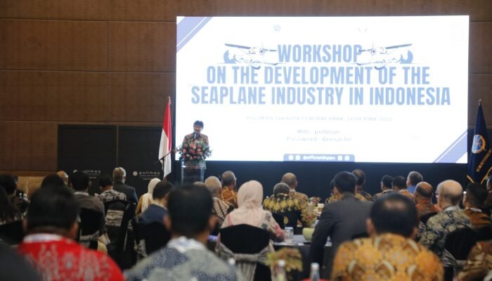 Konektivitas antarpulau Ditingkatkan Kemenhub dengan Kembangkan Industri Seaplane di Indonesia