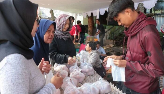 Pemkot Bandung Pastikan Stok Beras Aman dengan Surplus 54.485 Ton