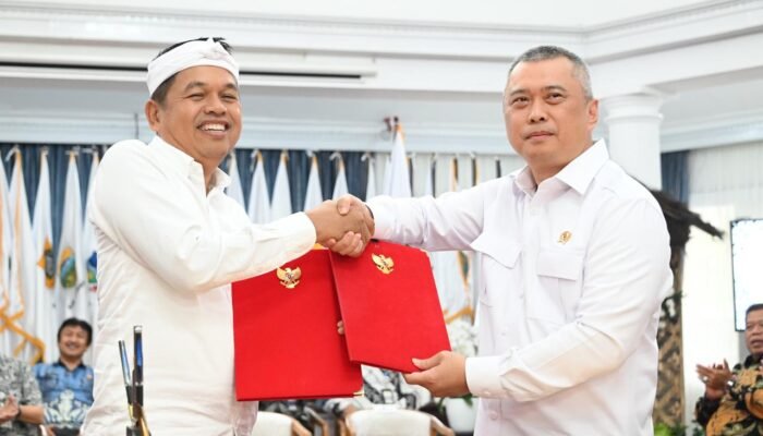 Gubernur Dedi dan Menhub Tandatangani Nota Kesepakatan Pengembangan Transportasi di Jawa Barat