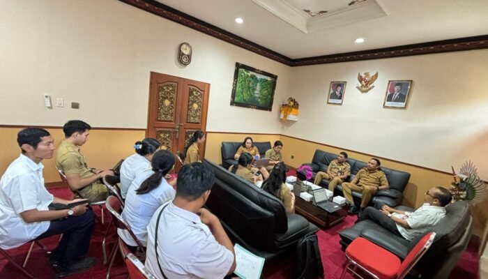 Pemkot Denpasar Monitoring dan Evaluasi Pengisian Data Capaian SPM Triwulan III/2025